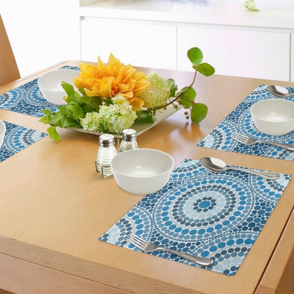Abakuhaus Tovagliette Geometriche, Piastrelle A Mosaico Con Cerchi Concentrici Composte Da Piccoli Punti In Tonalità Blu, Sottobicchieri In Tessuto Lavabile Decorazioni Per La Tavola Con Stampa, Bianco E Blu-image