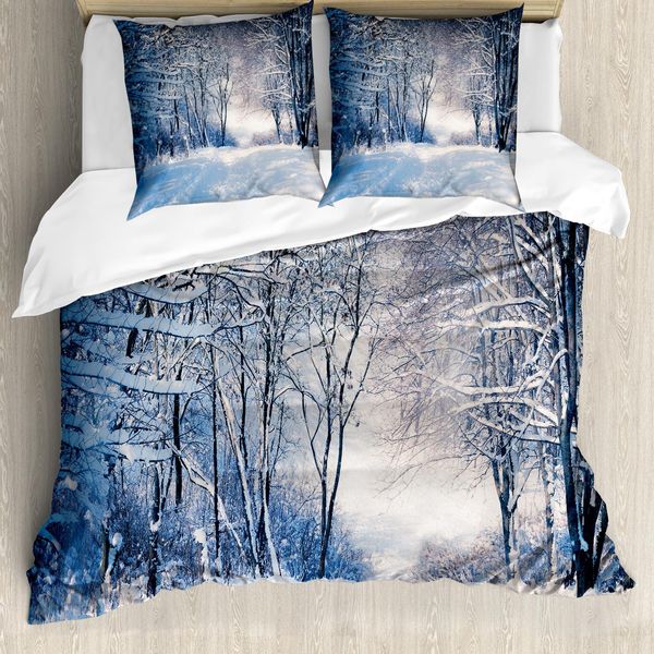 Abakuhaus Copripiumino Invernale, Alley In Un Bosco Innevato, Antiacaro, Adatto A Chi Soffre Di Allergie, Con Federe, 155 Cm X 220 Cm - 80 X 80 Cm, Blu, Nero, Bianco-image