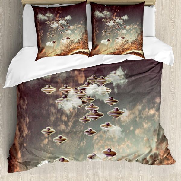 Abakuhaus Copripiumino Space, Ufo Nel Cielo Nuvoloso, Antiacaro, Adatto A Chi Soffre Di Allergie, Con Federe, 200 Cm X 200 Cm - 80 X 80 Cm, Multicolore-image