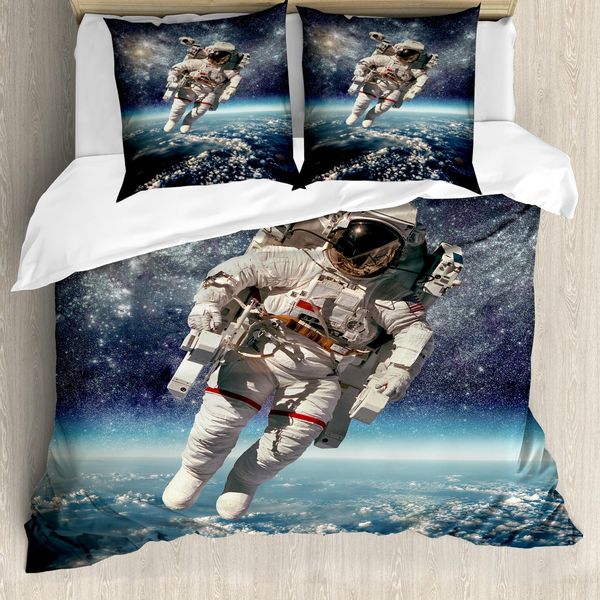 Abakuhaus Galaxis Copripiumino, Astronaut Floats Spazio, Antiacaro Adatto A Chi Soffre Di Allergie Con Federe, 200 Cm X 200 Cm - 80 X 80 Cm, Grigio Blu-image