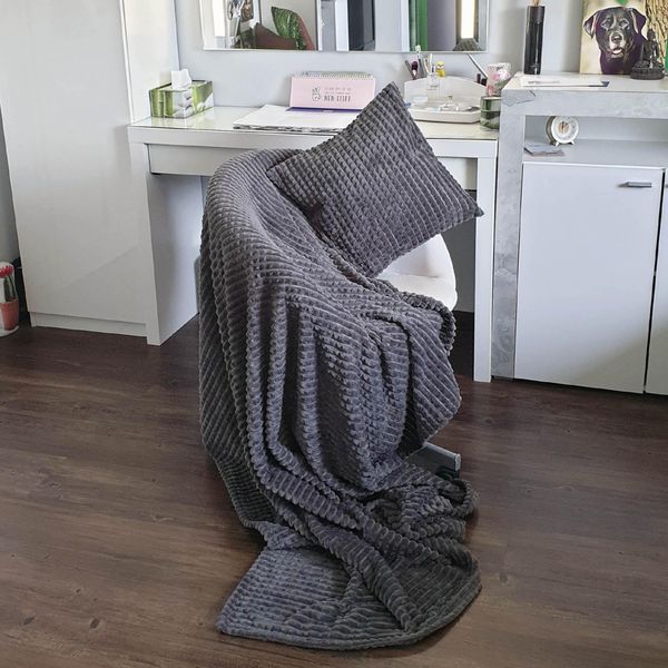 Set Di Coperte - Coperta Soffice Xxl 150X200Cm - Incl. Cuscino Decorativo 45X45Cm Sfoderabile - Grande Coperta Da Salotto Per Coccole, Soffice Coperta Da Divano-image