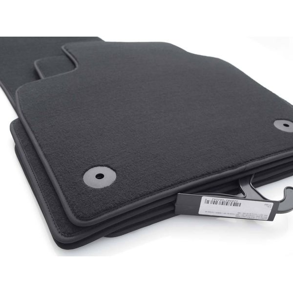 Tappetini Per Seat Leon 3 Iii (5F) E Leon 4 Iv (Kl) Tappetini In Velours Di Qualità Originale Tappetini Per Auto 4 Pezzi Neri-image