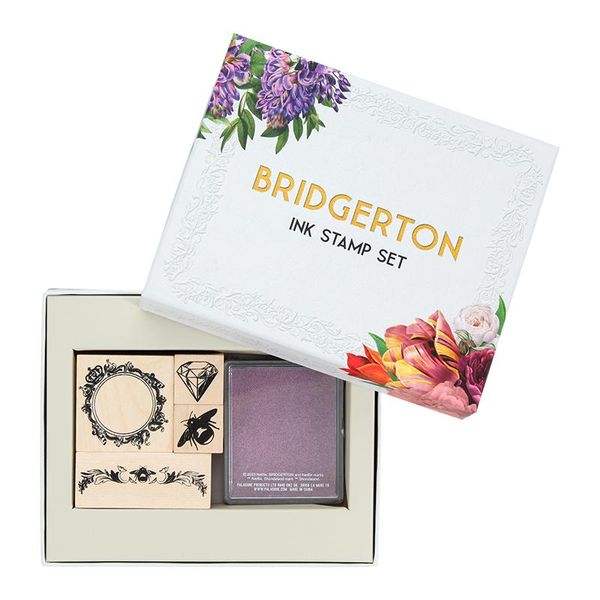 Il Set Di Scrittura Di Bridgerton-image