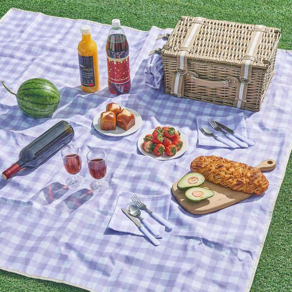 Cestino Da Picnic 'Bisceglie' Per 2 Persone Completo Di Piatti, Bicchieri, Posate, Coperta, Borsa Termica Per Bottiglie Salice Natura/Viola-image