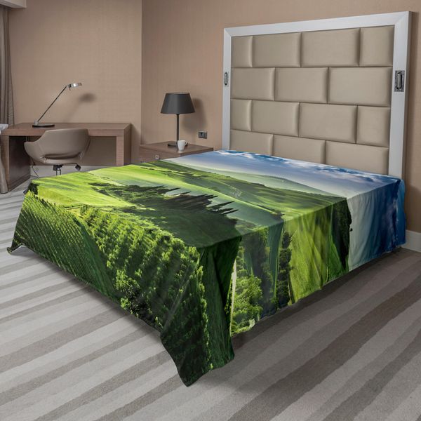 Abakuhaus Lenzuolo Naturale, Sole Nascente Nella Valle Cielo Nuvoloso Scuro Paesaggio Pastorale Drammatica Stampa Cielo, Lenzuolo Morbido E Confortevole Per Un Letto Decorativo 1 Pezzo 266 Cm X 260 Cm, Verde Blu-image