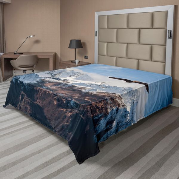 Abakuhaus Lenzuolo Da Letto, Cime Ghiacciate In Cima Alla Montagna Con Un'aquila In Volo Foto Nella Natura, Lenzuolo Morbido E Confortevole Per Un Letto Decorativo 1 Pezzo 266 Cm X 260 Cm, Marrone Bianco Blu-image
