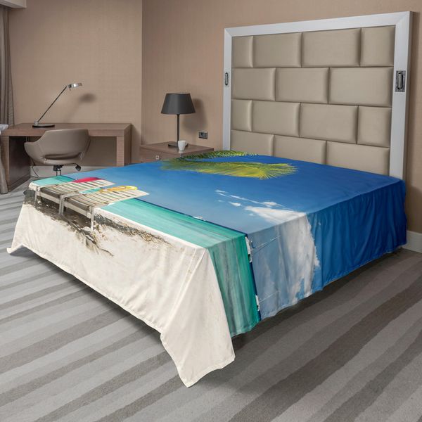 Abakuhaus Lenzuolo Da Letto, Scena Rilassante Su Una Spiaggia Appartata Con Palme, Sedie E Barche, Immagine Panoramica, Lenzuolo Morbido E Confortevole Per Un Letto Decorativo, 1 Pezzo, 244 Cm X 205 Cm, Verde Blu-image