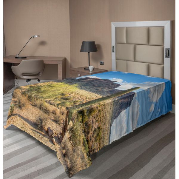 Abakuhaus Lenzuolo Saguaro, Scogliera Con Cielo Nuvoloso Drammatico, Terreno Sud-Occidentale, Natura, Lenzuolo Morbido E Confortevole Per Un Letto Decorativo, 1 Pezzo, 260 Cm X 168 Cm, Marrone, Verde, Blu-image
