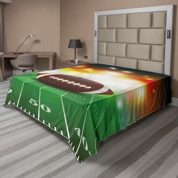 Abakuhaus Lenzuolo Sportivo, Pallone Da Football Americano Con Caratteristiche Dorate Su Campo Da Calcio In Erba, Grafica In Stile Squadra, Lenzuolo Morbido E Confortevole Per Un Letto Decorativo, 1 Pezzo, 244 Cm X 205 Cm, Marrone Verde-image