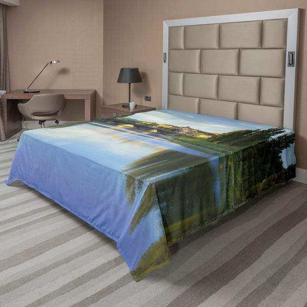 Abakuhaus Lenzuolo Paesaggistico, Maestoso Fiume Incontra Ponte, Antica Città Ucraina, Paesaggio Rurale, Morbido E Confortevole Lenzuolo Superiore Per Un Letto Decorativo, 1 Pezzo, 260 Cm X 228 Cm, Verde Blu-image