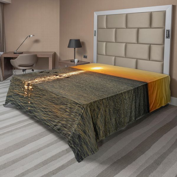 Abakuhaus Lenzuolo Con Uccelli, Sagome Di Oche Che Volano Su Un Lago, Stampa Romantica, Lenzuolo Morbido E Confortevole Per Un Letto Decorativo 1 Pezzo 244 Cm X 205 Cm, Arancione E Grigio-image