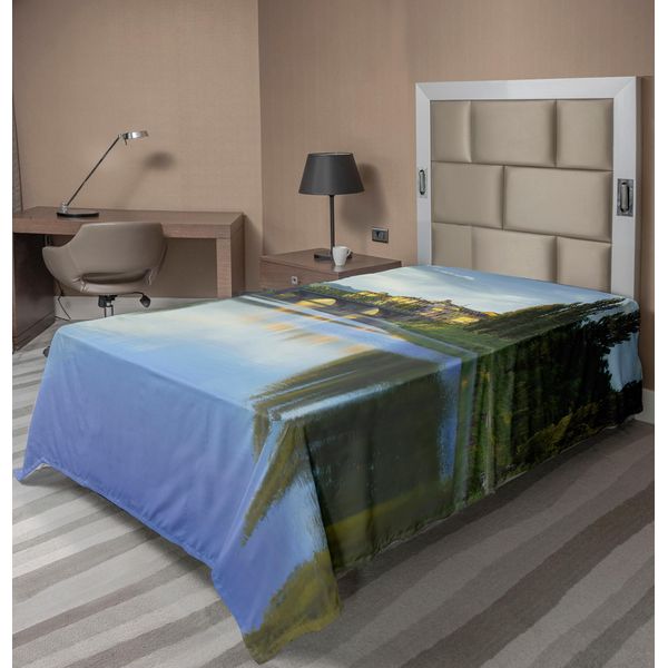 Abakuhaus Lenzuolo Paesaggistico, Maestoso Fiume Incontra Ponte Antica Città Ucraina Paesaggio Rurale, Morbido E Confortevole Lenzuolo Superiore Per Un Letto Decorativo 1 Pezzo 190 Cm X 100 Cm, Verde Blu-image