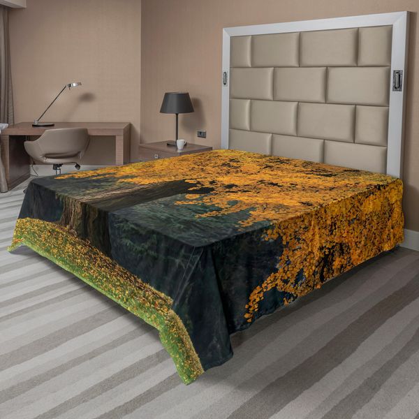 Abakuhaus Lenzuolo Con Albero, Un Albero Antico Con Foglie Dorate Nella Foresta Sempreverde Dell'autunno Arte, Lenzuolo Morbido E Confortevole Per Un Letto Decorativo 1 Pezzo 275 Cm X 260 Cm, Terra Giallo Marrone-image
