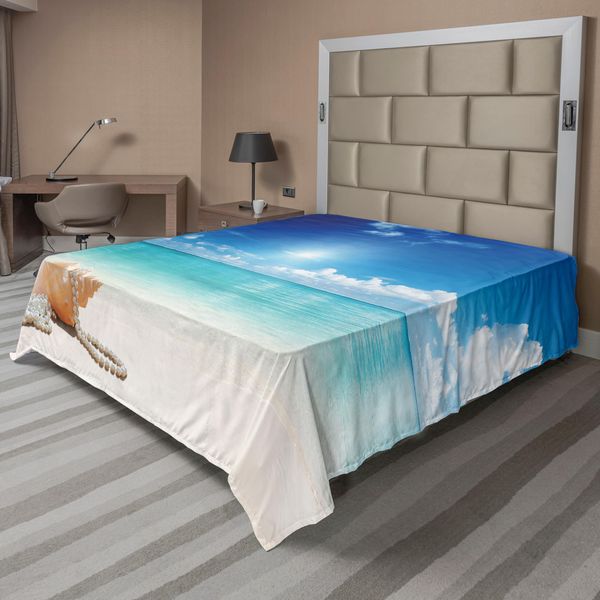 Abakuhaus Lenzuolo Con Conchiglie, Conchiglie E Perle Sulla Sabbia Spiaggia Tropicale Nuvole Vista Sulla Costa Motivo Digitale, Lenzuolo Morbido E Confortevole Per Un Letto Decorativo 1 Pezzo 275 Cm X 260 Cm, Turchese Crema-image