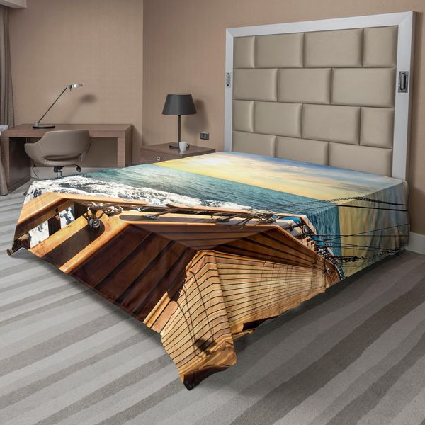 Abakuhaus Lenzuolo Nautico, Barca A Vela Sulle Onde Del Mediterraneo Al Tramonto, Cielo, Nuvole, Viaggi, Lenzuolo Morbido E Confortevole Per Un Letto Decorativo, 1 Pezzo, 244 Cm X 205 Cm, Color Crema E Blu-image