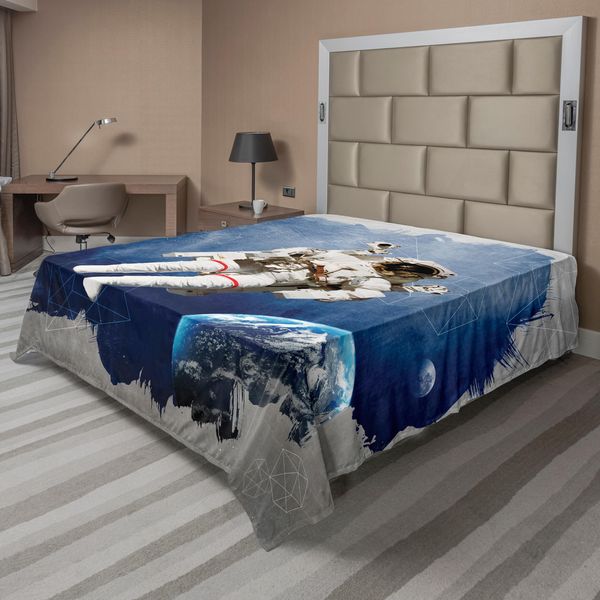 Abakuhaus Lenzuolo Spaziale, Astronauta Sulla Metà Grunge Con Pennellate Geometriche Scifi Modern Art, Lenzuolo Superiore Morbido E Confortevole Per Un Letto Decorativo 1 Pezzo 275 Cm X 260 Cm, Beige Blu-image