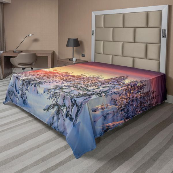 Abakuhaus Lenzuolo Invernale, Paesaggio Innevato Con Alba Cupa Nella Foresta Di Montagna Foto Di Natura Serena, Lenzuolo Morbido E Confortevole Per Un Letto Decorativo 1 Pezzo 260 Cm X 228 Cm, Bianco Rosso-image