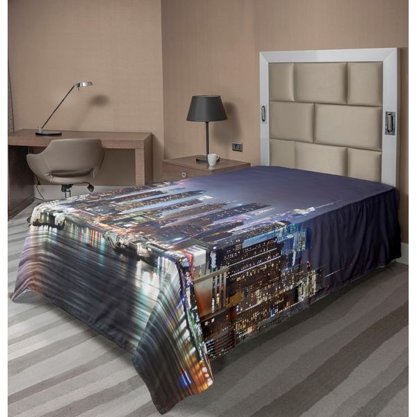 Abakuhaus New York Lenzuolo, Panorama Notturno Dello Skyline Di Manhattan Con Grattacieli Sul Fiume Tranquil River, Lenzuolo Morbido E Confortevole Per Un Letto Decorativo, 1 Pezzo, 260 Cm X 168 Cm, Blu E Arancione-image