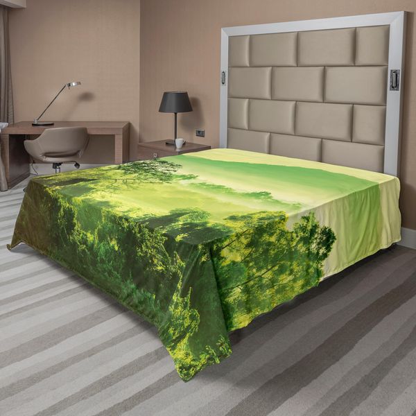 Abakuhaus Lenzuolo Paesaggio, Scena Naturale Nei Toni Del Verde Con Montagne E Alberi, Lenzuolo Superiore Morbido E Confortevole Per Un Letto Decorativo 1 Pezzo 244 Cm X 205 Cm, Verde Lime Giallo Verde-image