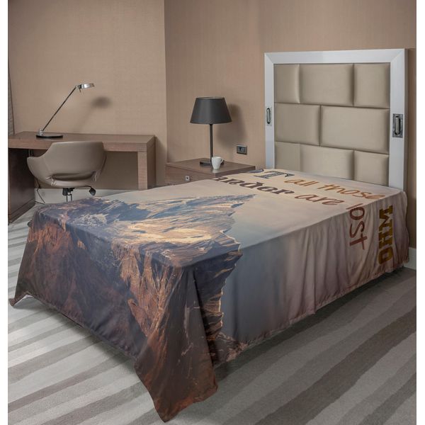 Abakuhaus Lenzuolo Con Proverbio, Non Tutti Perdono Il Proprio Cammino Messaggio Su Sfondo Montagna Fotografia Paesaggio, Morbido E Confortevole Lenzuolo Superiore Per Un Letto Decorativo 1 Pezzo 190 Cm X 100 Cm, Multicolore-image