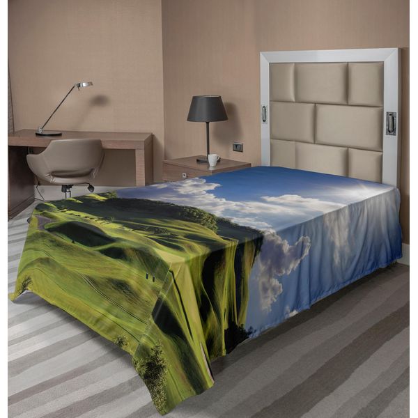Abakuhaus Lenzuolo Naturale, Sole Alpino, Panorama Estivo, Colline Erbose, Campo Da Golf, Morbido E Confortevole Lenzuolo Superiore Per Un Letto Decorativo, 1 Pezzo, 190 Cm X 100 Cm, Verde Blu-image