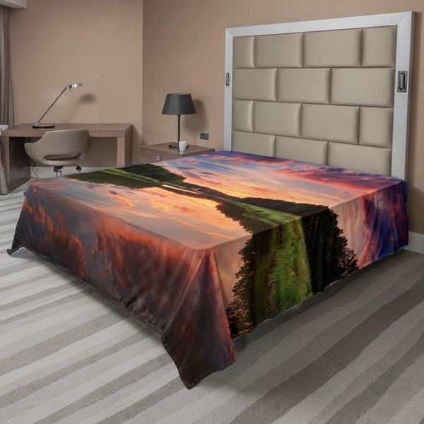 Abakuhaus Americana Lenzuolo, Parco Forestale In Ucraina Panorama Con Riflesso Sull'acqua Immagine Stampata, Morbido E Confortevole Lenzuolo Superiore Per Un Letto Decorativo 1 Pezzo 260 Cm X 228 Cm, Corallo Verde Blu-image