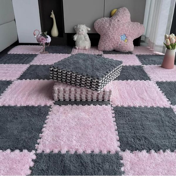 10 Pezzi 30X30X1 Cm Tappetini In Moquette, Tappetino In Peluche Insonorizzato Giuntato Per Soggiorno Camera Da Letto, Colore: Rosa+Grigio-image