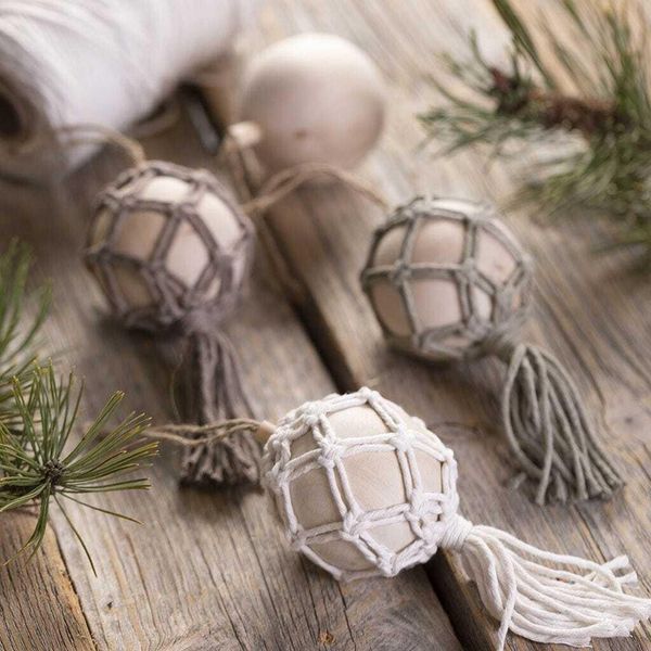 Set Di Baubles Natalizi In Legno Con Macramè, Inclusi Materiali E Istruzioni-image