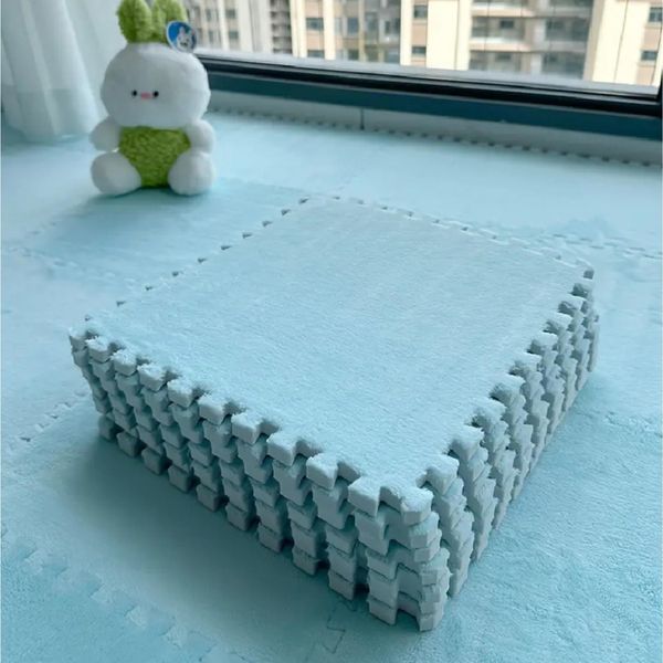Confezione Da 10 Tappetini In Peluche Per La Cameretta Dei Bambini, Tessere Di Moquette In Peluche 30X30 Cm, Pavimento Confortevole Per Il Soggiorno - Flufftile Blue-image