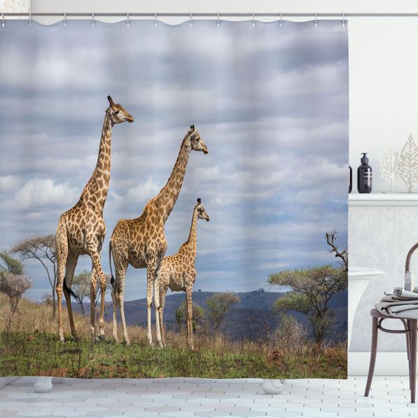Abakuhaus Africa Tenda Da Doccia, Giraffe Famiglia Savana Deserto Prato Albero Nuvole Cielo Foto, 175 X 220 Cm, Blu Chiaro-image