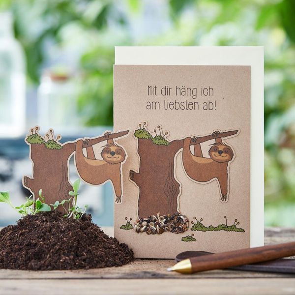 Biglietto D'auguri "Bradipo"" - Biglietto Da Piantare Con Tappo Per Semi E Semi Di Fiori - Biglietto Pieghevole Din A6 In Cartoncino Natron Kraft Con Busta - Idea Regalo Sostenibile E Souvenir"-image