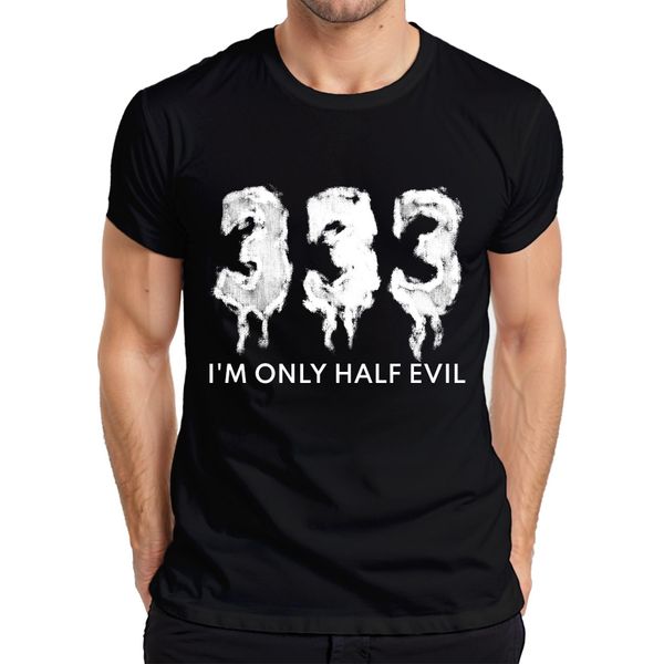 I'm Only Half Evil Halloween Saying Funny Scary Devil Gothic T-Shirt Uomo, Nero, 3XL-image