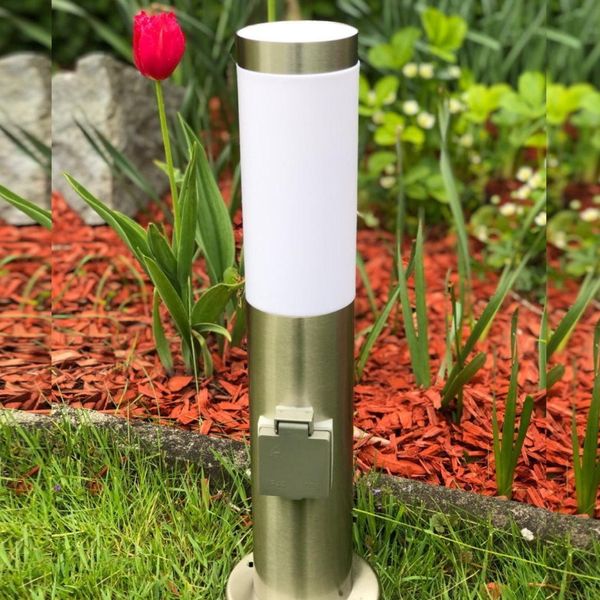 Lampada Da Terra In Acciaio Inox E27 IP44 - Con Presa Di Corrente-image