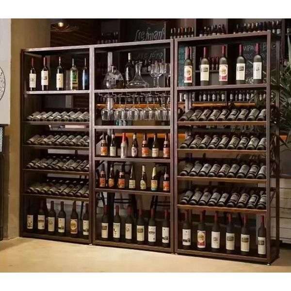 Mobili Per Il Vino Cantinetta Per Il Vino Scaffale Per Bottiglie Archivio Per Il Vino Scaffale Per Il Vino-image