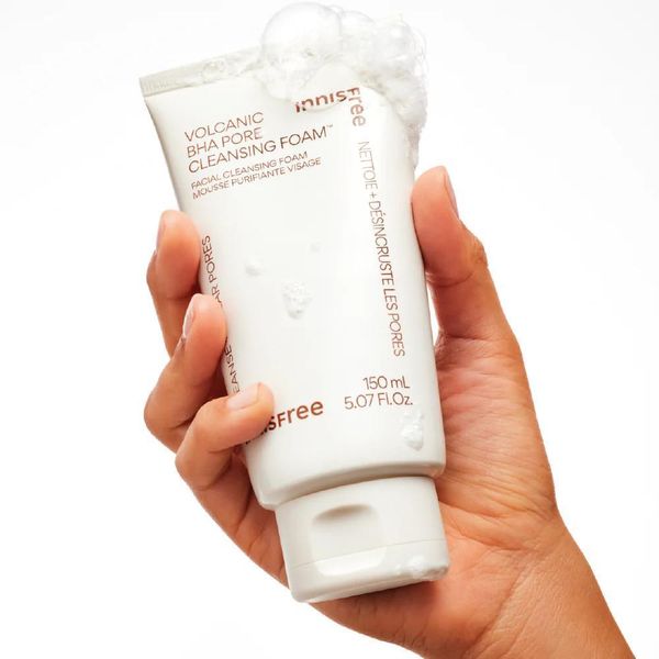 Innisfree Volcanic Pore Bha Cleansing Foam 150 Ml - Schiuma Detergente-image