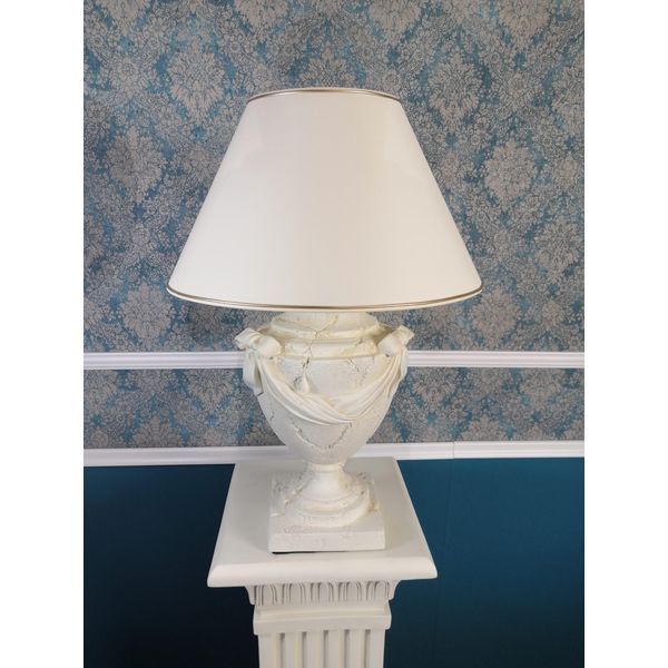 Lampada Da Tavolo Luci Decorative Vasi Per Lampade Lampade Da Tavolo Apparecchio Di Illuminazione Lampade Da Terra In Stucco-image