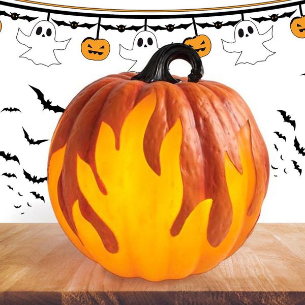 Lanterna Di Zucca Di Halloween, Jack O Lantern, Lanterna Di Zucca Illuminata A Fuoco-image