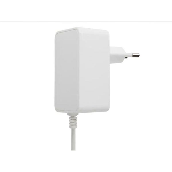 Caricabatterie Compatto Con Connettore Usb Tipo C - 5 Vcc - 3 A Max. - 15 W Max-image