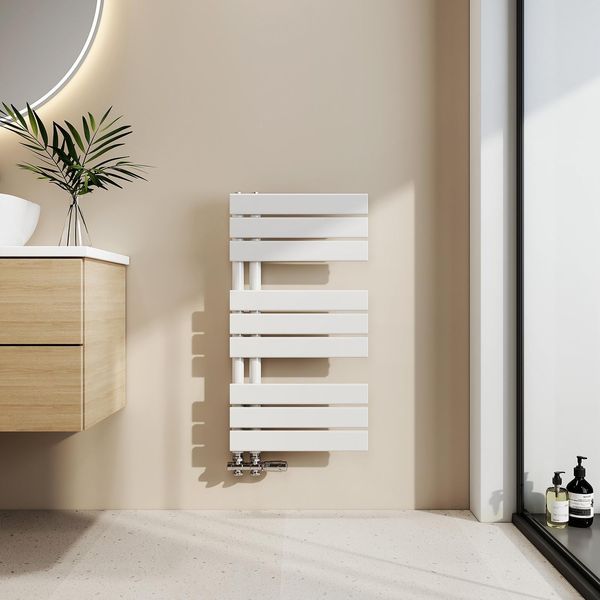 Asciugamani Emke Radiatore Da Bagno Radiatore A Pannello Collegamento Laterale Montaggio A Parete Acqua Calda 762 X 400 Mm Bianco Senza Elemento Riscaldante-image