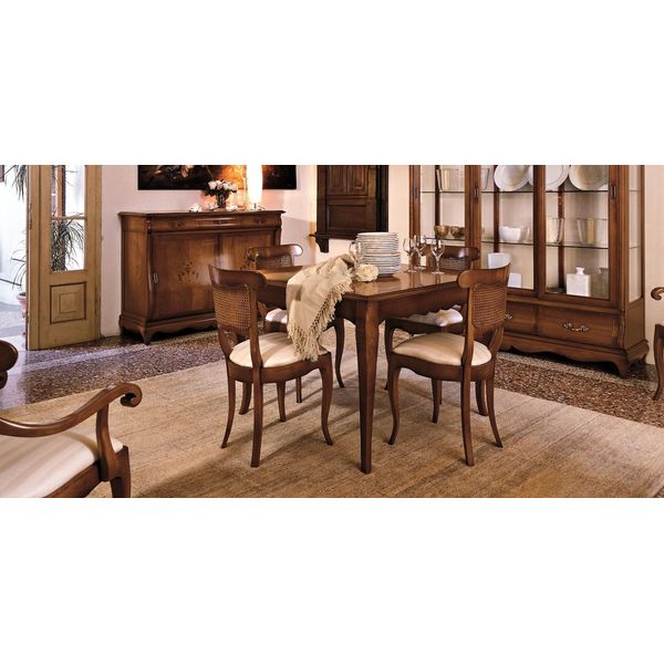 Set Di Sedie Per Sala Da Pranzo Gruppo Tavolo 5 Pezzi. Set Sala Da Pranzo Tavolo + 4 Sedie-image
