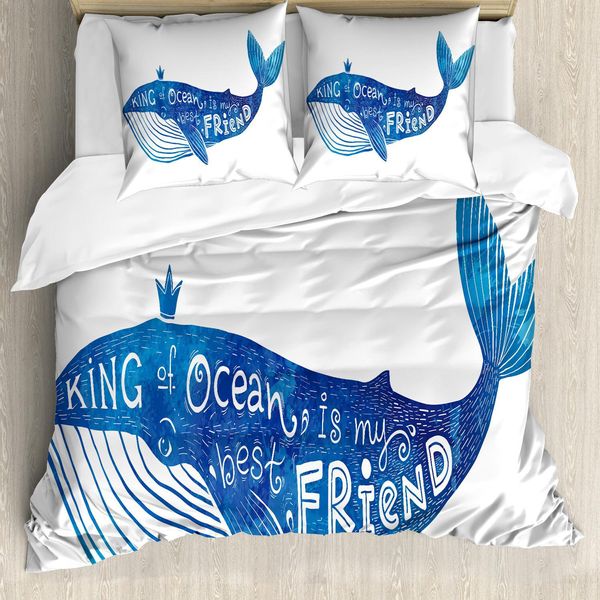 Set Copripiumino Abakuhaus Wal, Citazione "L'oceano è Il Mio Migliore Amico"" Con Immagine Artistica Di Balena, Pesce E Pennello, 200 X 200 Cm + 80 X 80 Cm, Viola, Blu, Bianco"-image