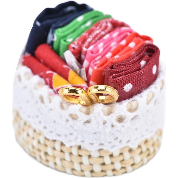 Set Di Aghi Per La Casa Delle Bambole 1:12 Simulazione Vivace, Squisita Scatola Di Aghi Per Accessori Da Cucito In Miniatura Per La Decorazione-image