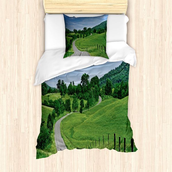 Abakuhaus Set Copripiumino Estivo Scenic Per Letti Singoli, Strada Idilliaca Nel Bosco, Antiacaro, Adatto A Chi Soffre Di Allergie, Con Federa, 135 Cm X 200 Cm - 80 X 80 Cm, Fern Green Sky Blue-image