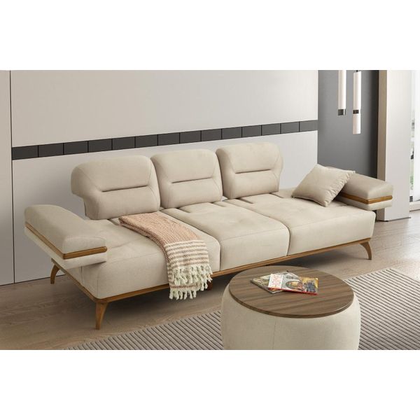 Elegante Divano Beige Di Design Imbottito A 3 Posti Per Soggiorno-image