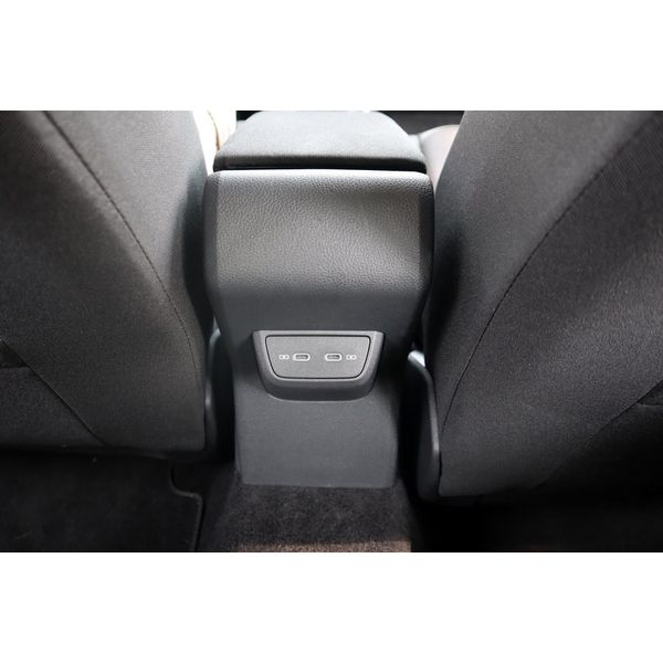Set Completo Di Hub Usb Originale Kufatec Per Vw Taigo Cs-image