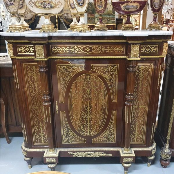 Casa Padrino Cassettone Barocco Boulle Marrone/Oro Con Piano In Marmo Bianco 130 Cm - Mobile Credenza-image