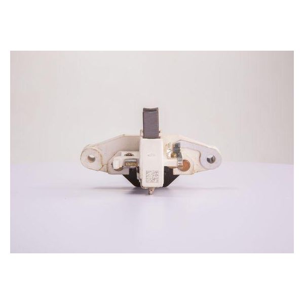 Bosch 1 197 311 028 Connettore Oe 1530372C1 Compatibile Con Alf. 145, Alf. 146, Alf. 155, Alf. Rz, Spider, A6 4A, Corsa, Croma, Fiorino, Punto, Tempra, Tipo, Escort, Fiesta, Dedra, Delta, Kappa, Thema, Y10, Classe E, T1, Vanette, Astra F, Calibra A, Combo, Corsa A, Corsa B, Frontera A, Omega, Senator, Vectra, 968, 968Er, Ibiza, Malaga, Toledo, 440 K, 460 L, 480 E, Passat 35I, Transporter Iv-image
