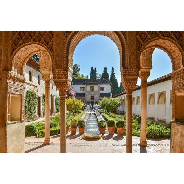Fototapete Papermoon "Generalife Garten", Bunt, B:4,5M L:2,8M, Vlies, Tapeten-image