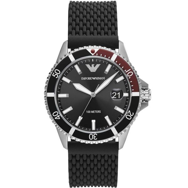 Die Emporio Armani Herrenuhr Ist Das Perfekte Geschenk, Um Sich Selbst Oder Einen Geliebten Menschen Zu VerwöHnen. Das Runde GehäUse Aus Edelstahl Wird Von Einem Hochwertigen Quarzwerk Mit Analogem Stil Angetrieben. Diese Taucheruhr Hat Einen Durchmesser Von 42 Mm. Das Schwarze Silikonarmband Mit DornschließE Macht Sie Zu Einer Angenehm Zu Tragenden Uhr. Bei 10 Bar Ist Diese Uhr Nicht Nur Modisch,-image