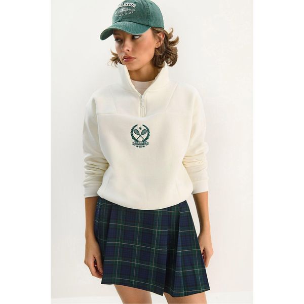 Bestickter ReißVerschluss-Kragen-Sweatshirt-image